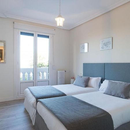 Atlantic - Iberorent Apartments Сан Себастиан Екстериор снимка