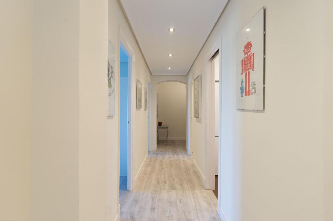 Atlantic - Iberorent Apartments Сан Себастиан Екстериор снимка