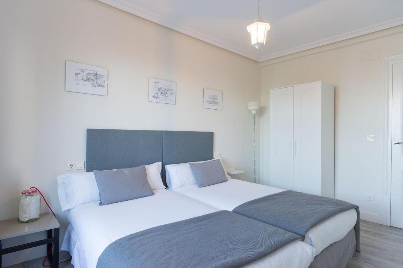Atlantic - Iberorent Apartments Сан Себастиан Екстериор снимка